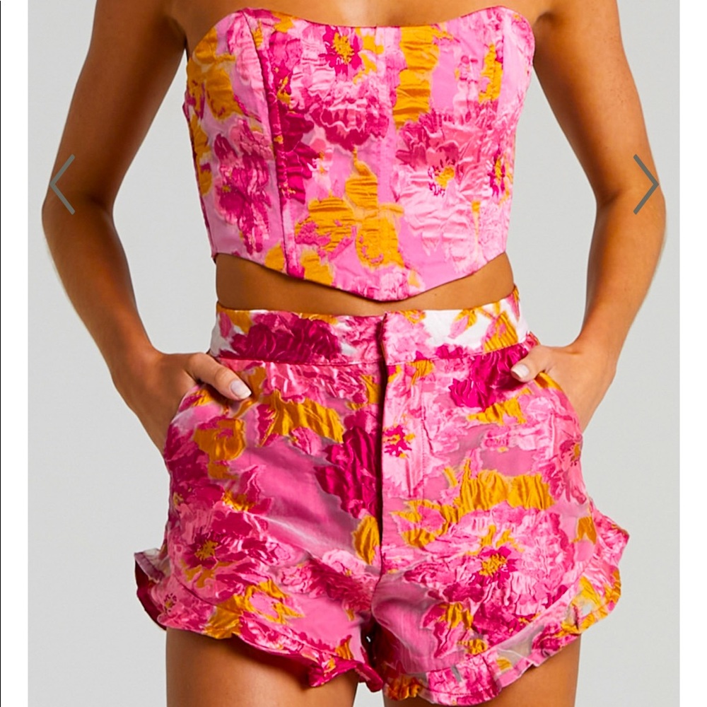 Showpo. Brailey Buster Top & Brailey Frill Hem Shorts | US 6